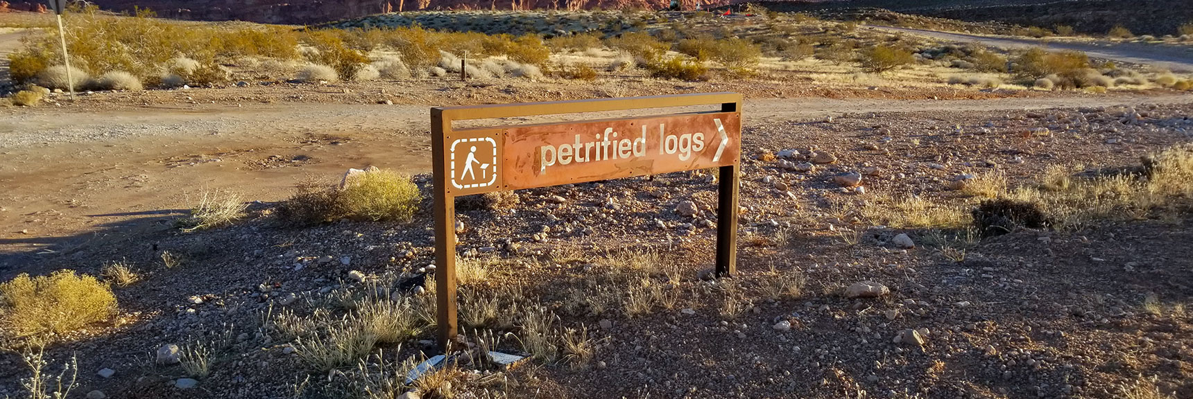 Entrance to Petrified Logs Loop in Valley of Fire State Park, Nevada