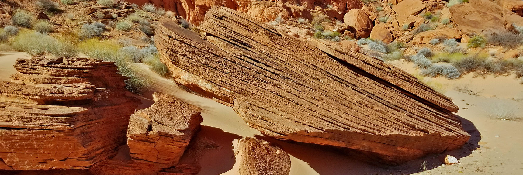 Rock Composed of Successive Silt Layers on Natural Arches Trail, Valley of Fire State Park, Nevada
