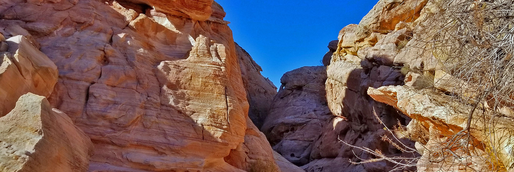 Entering the Slot Canyon on White Domes Loop Trail in Valley of Fire State Park, Nevada