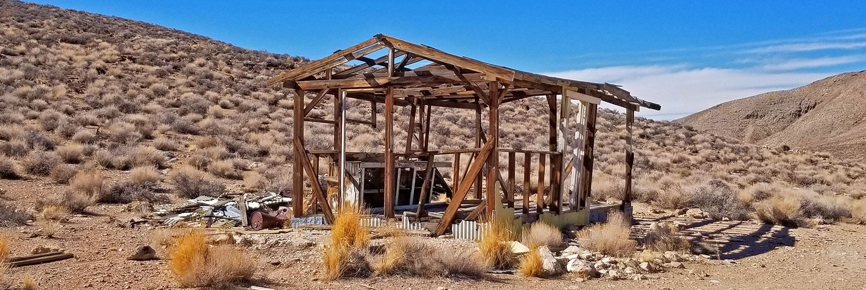 Old Mining Cabin, Possibly from the 1940s to 1950? Off the Skidoo Road. | Skidoo Stamp Mill, Panamint Mountains, Death Valley National Park, CA