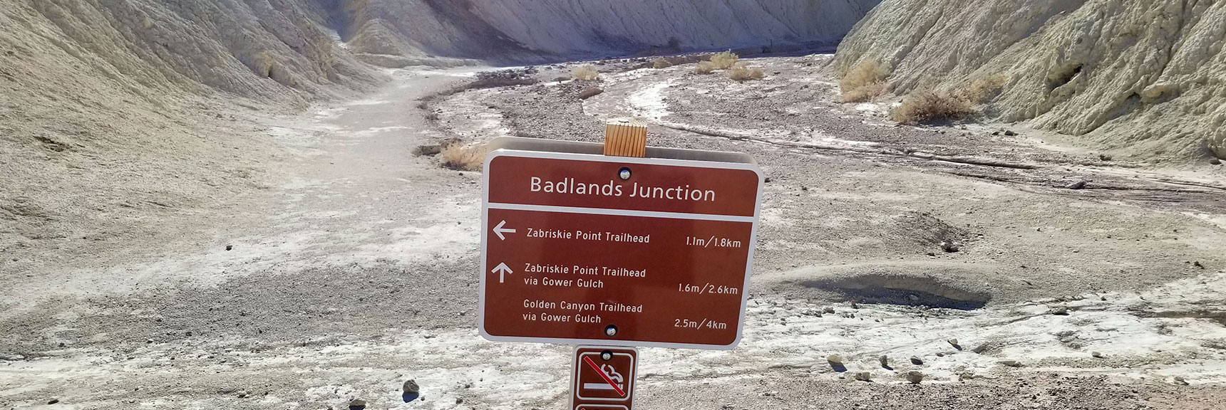 Arrival at Badlands Junction, Heading Toward Zabriskie Point. | Golden Canyon to Zabriskie Point | Death Valley National Park, California