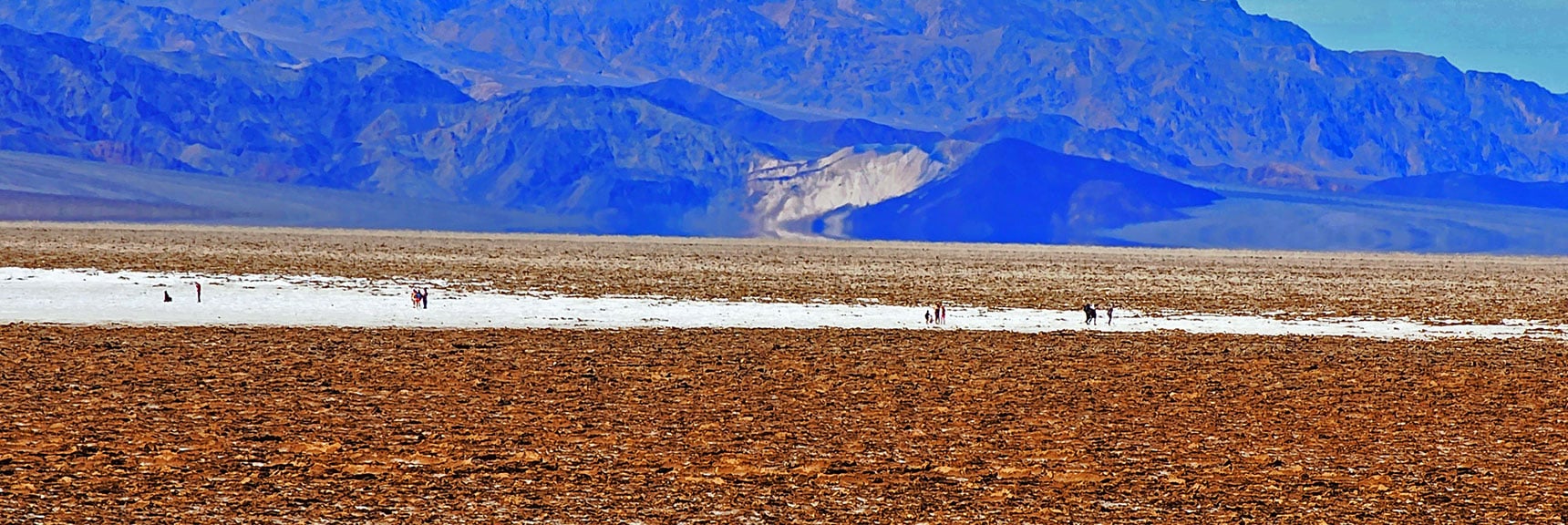 The Badwater Wanderers Usually Get About 1-200 Yards Before Turning Around | Death Valley Crossing | Death Valley National Park, California | David Smith | LasVegasAreaTrails.com