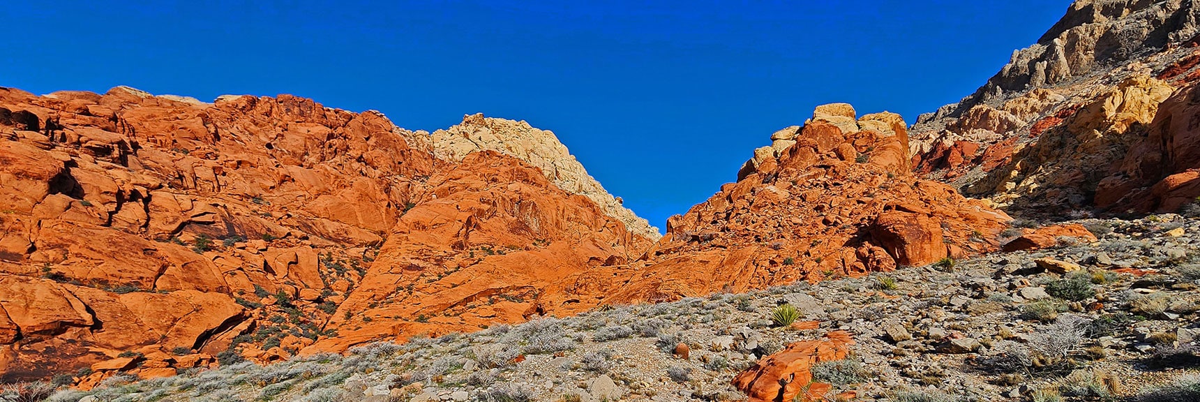 Approaching Ash Canyon to the Right of the Red Rock Mounds. | Ash Canyon to Calico Tanks | Calico Basin and Red Rock Canyon, Nevada | David Smith | Las Vegas Area Trails