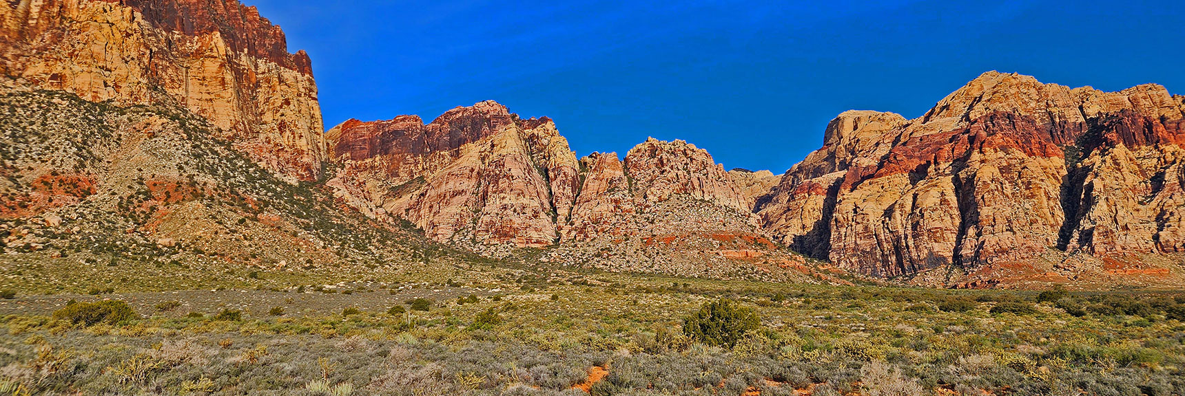 Juniper Peak (left) from Arnight Trail | Arnight Trail | Red Rock Canyon, Nevada | David Smith | LasVegasAreaTrails.com