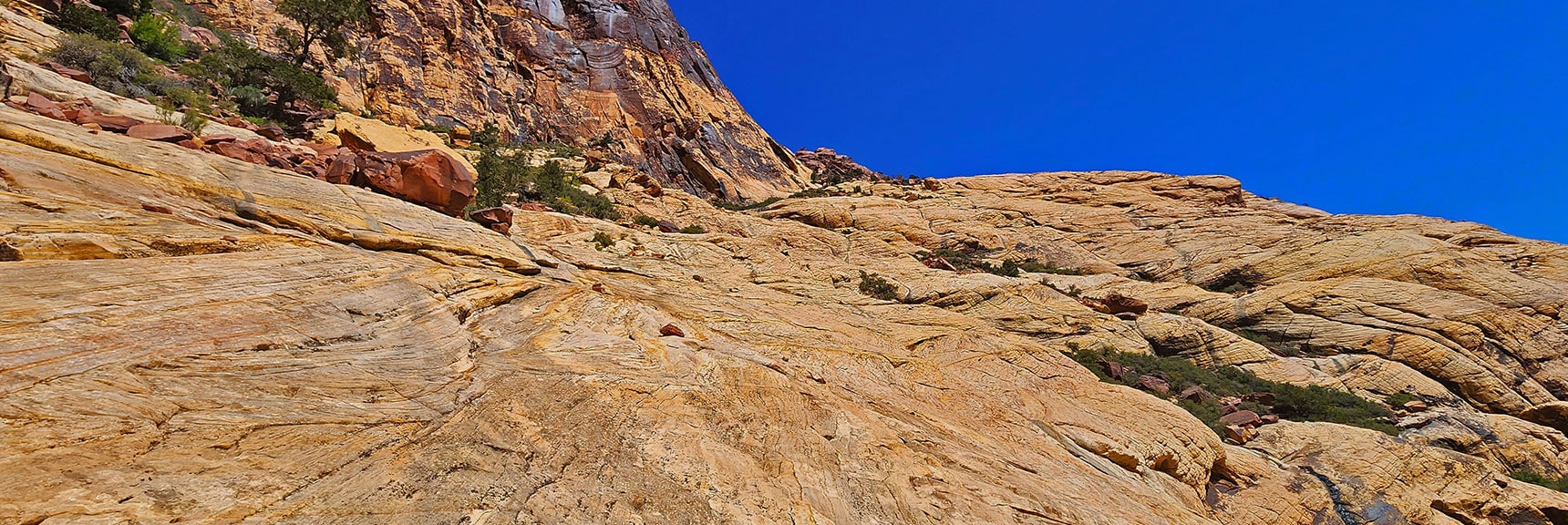 Straight Shot Up Sandstone Slab to Left Turn Toward Summit | Juniper Canyon | Red Rock Canyon National Conservation Area, Nevada | David Smith | LasVegasAreaTrails.com