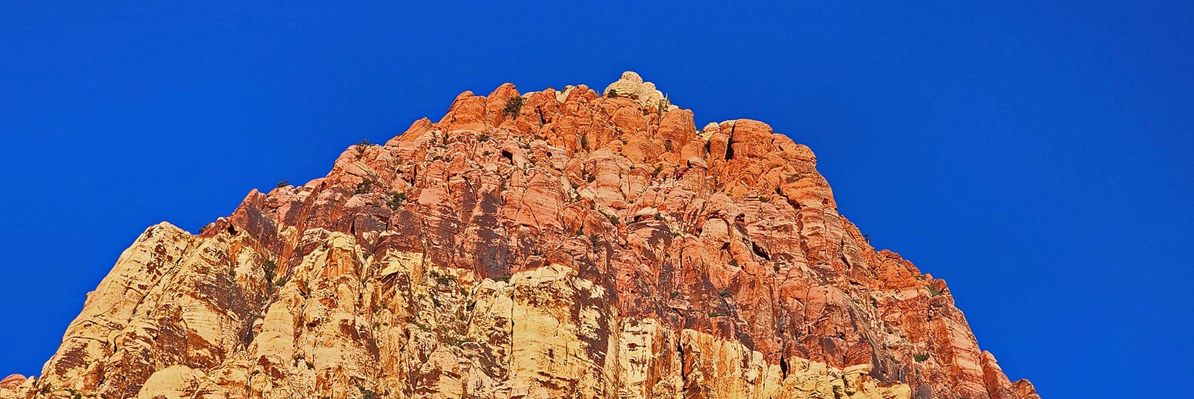 NE Summit Perspective of Rainbow Mountain | Knoll Trail | Red Rock Canyon National Conservation Area, Nevada | David Smith | LasVegasAreaTrails.com