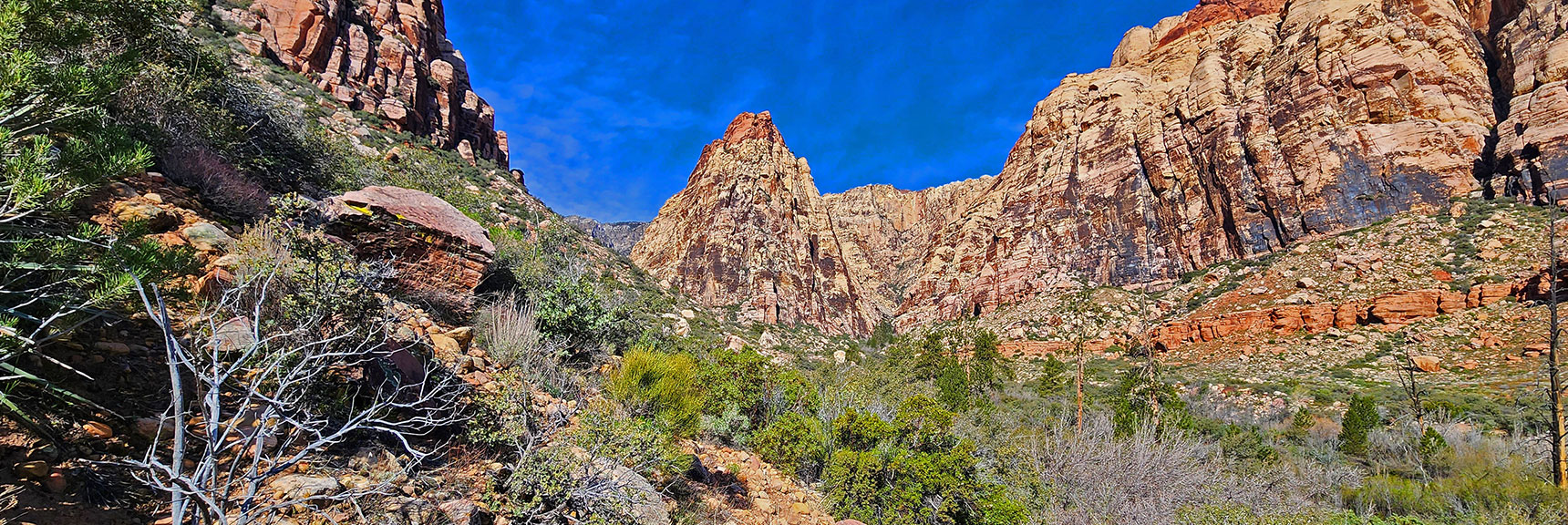 Mescalito Pyramid in Full View Upon Reaching Pine Creek Canyon Base | Knoll Trail | Red Rock Canyon National Conservation Area, Nevada | David Smith | LasVegasAreaTrails.com