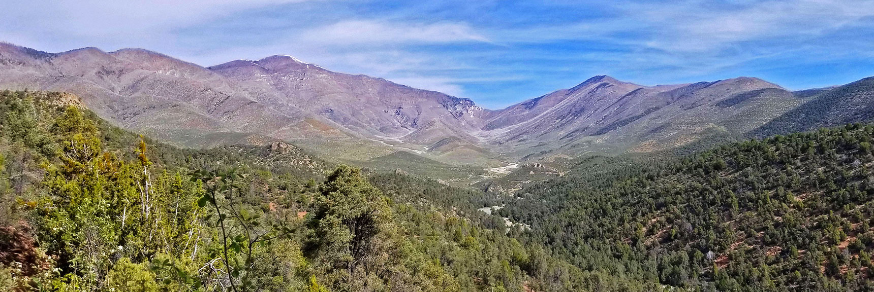 Sexton Ridge (left), Wilson Ridge (right) in Upper Lovell Canyon | Wilson Ridge / Sexton Ridge Circuit | Lovell Canyon, Nevada