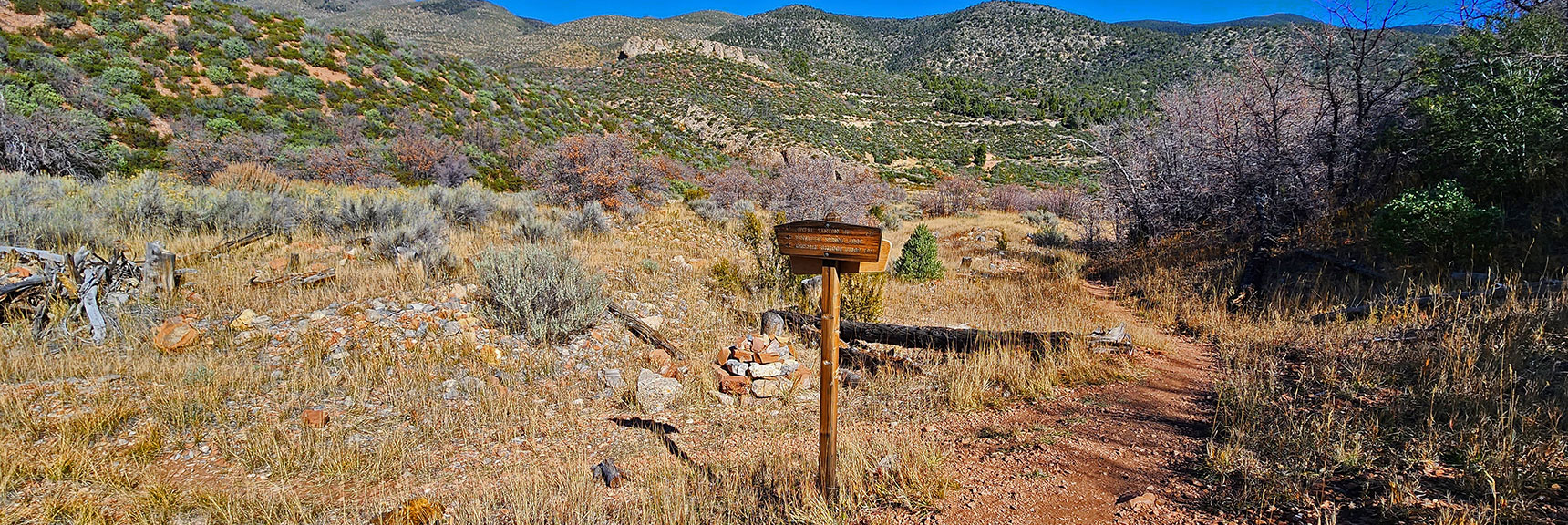 Trail Sign if Heading Down Lovell Canyon Loop Toward Lovell Canyon. | Schaefer Springs Loop Trail | Lovell Canyon, Nevada