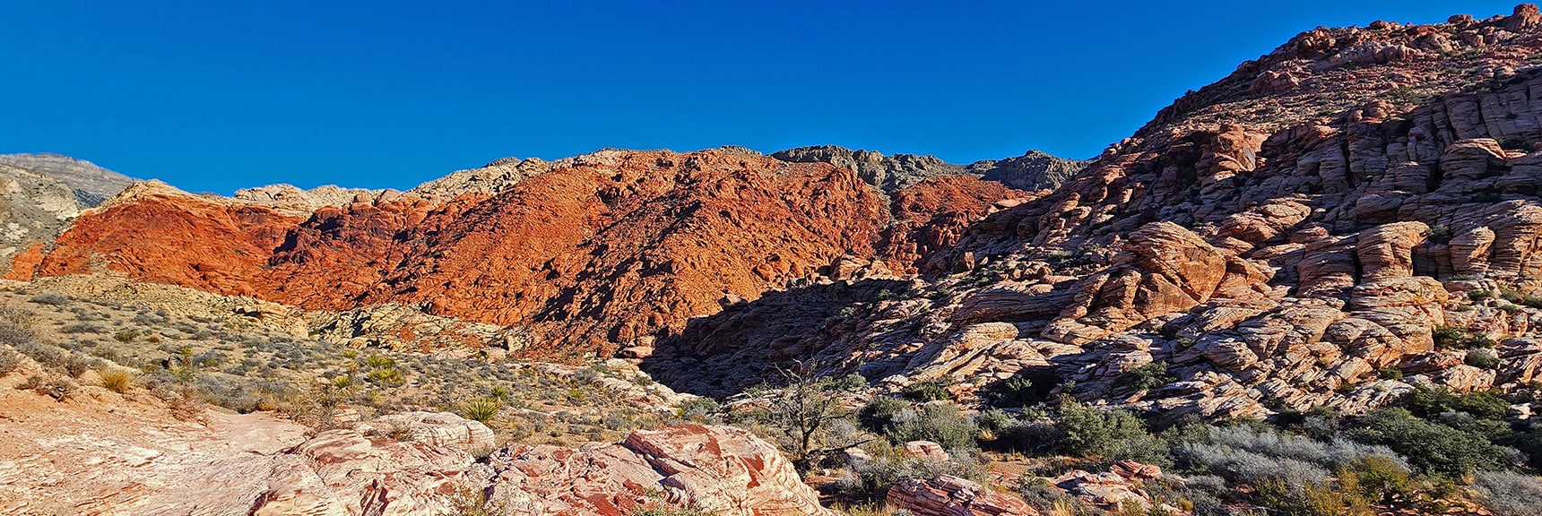 Kraft Mt. (right); Brownstone Ridge (left) Divides Calico & Brownstone Basins | Pink Goblin Loop | Calico Basin, Nevada